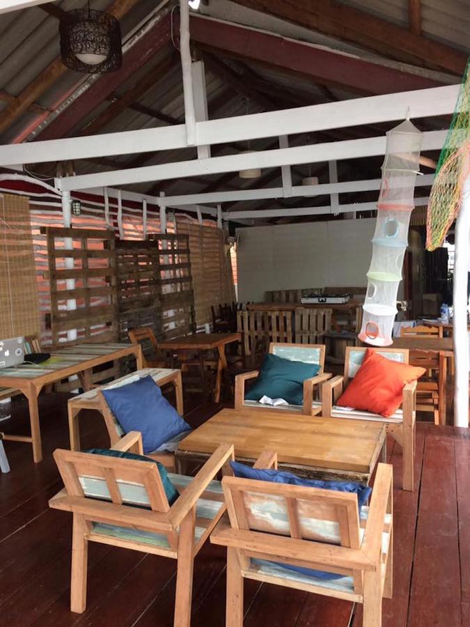 Sincere Hostel Bar And Bistro Ko Lanta Kültér fotó